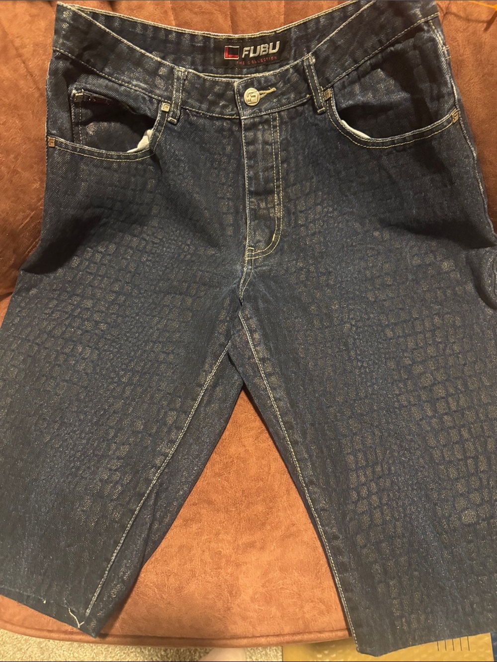 VINTAGE JUNIOR SIZE 11/12 FUBU the collection FUBU JEAN SHORTS